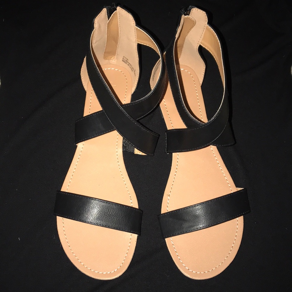 Black gladiator sandals. Charlotte Russe. 9